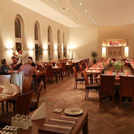 Hotel-Restaurant Entrada Bielefeld Ngoại thất bức ảnh